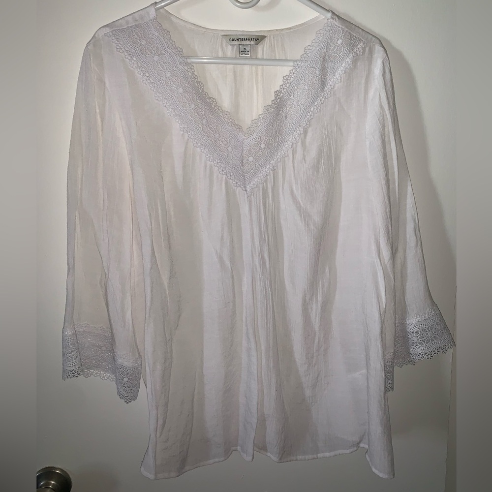 Women’s White Lace Blouse